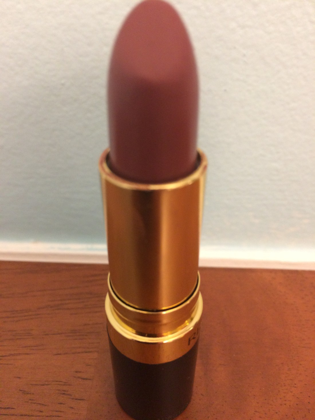 lipstick rise up rose